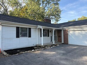 1033 Sherwood Ave in Marysville, OH - Building Photo - Building Photo