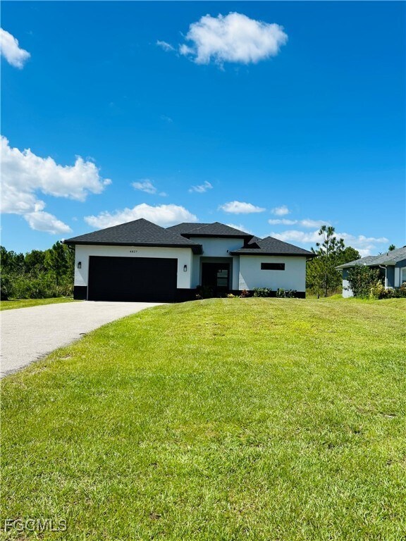 4827 Everglades Blvd N in Naples, FL - Building Photo - Building Photo