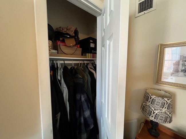 5202 Dresden Wy in Pittsburgh, PA - Building Photo - Building Photo