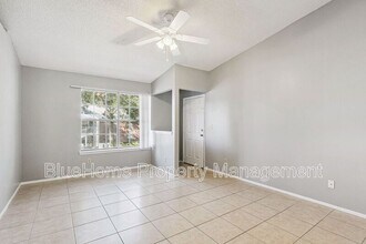 5461 Lake Margaret Dr in Orlando, FL - Building Photo - Building Photo