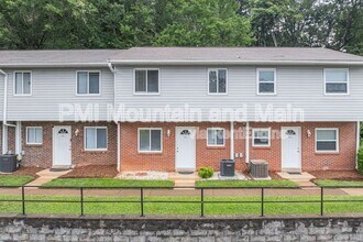 41 Beri Dr in Asheville, NC - Building Photo - Building Photo