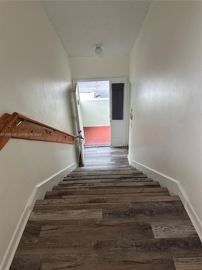 2526 SE 20th Pl in Homestead, FL - Building Photo - Building Photo