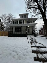 2605 Benninghofen Ave in Hamilton, OH - Building Photo