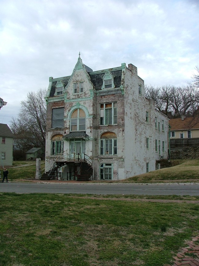 115 S 13th St in St. Joseph, MO - Building Photo - Building Photo