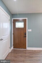 3822 Gawayne Terrace in Silver Spring, MD - Foto de edificio - Building Photo