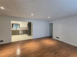 2468 Dresden Dr NE in Atlanta, GA - Building Photo - Building Photo