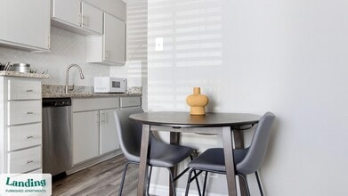 6000 Randolph Blvd, Unit 1005 in San Antonio, TX - Foto de edificio - Building Photo