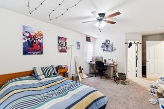 8111 51st Ave in College Park, MD - Foto de edificio - Building Photo