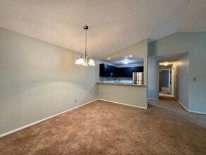 1899 Tryon Dr in Fayetteville, NC - Foto de edificio - Building Photo