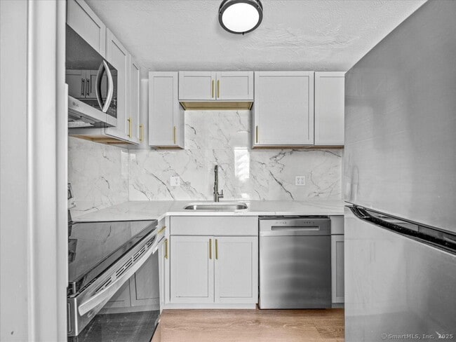 property at 98 Carlton St