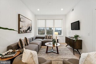 30 W Allens Ln, Unit 315 in Philadelphia, PA - Building Photo