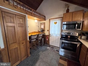 2209 Shartlesville Rd in Mohrsville, PA - Building Photo - Building Photo