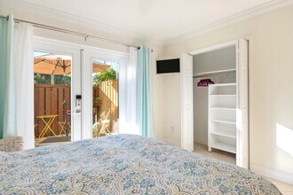 1420 NE 17th Terrace in Fort Lauderdale, FL - Foto de edificio - Building Photo