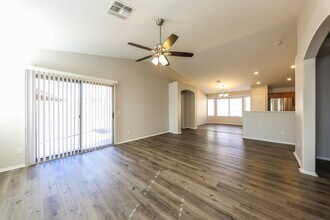 16214 N 162nd Dr in Surprise, AZ - Building Photo - Building Photo