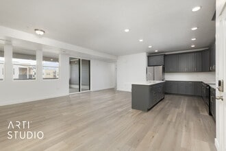 8342 Sky Mirror Ln in Midvale, UT - Building Photo - Building Photo