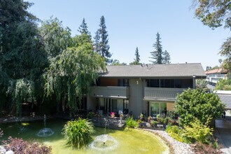 Vista Del Lago in Santa Clara, CA - Building Photo - Building Photo