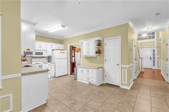 255 Thornbush Ln in Lawrenceville, GA - Foto de edificio - Building Photo