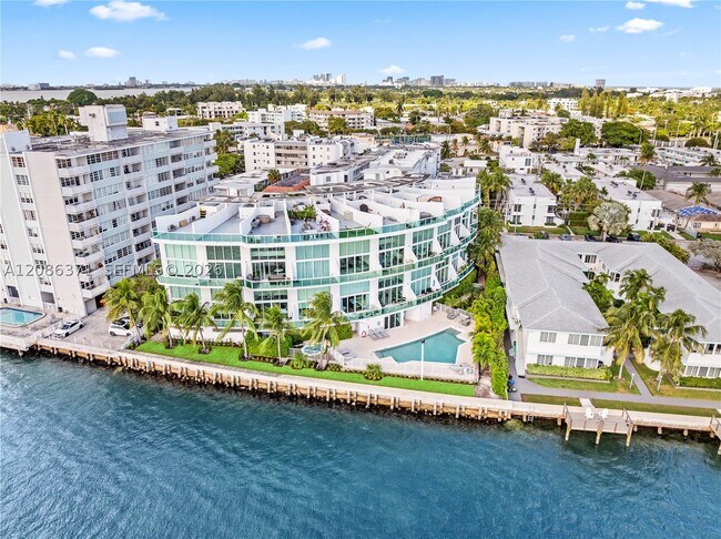 property at 2000 Bay Dr E