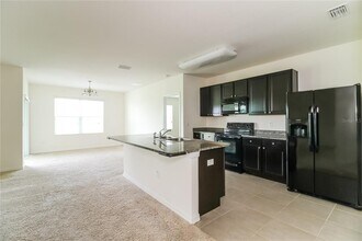 4031 Bramblewood Loop in Spring Hill, FL - Foto de edificio - Building Photo