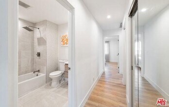 12034 Alberta Dr in Culver City, CA - Building Photo - Building Photo