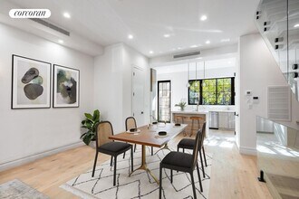 950A Greene Ave in Brooklyn, NY - Building Photo - Building Photo