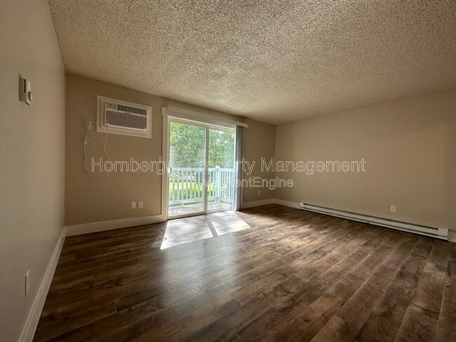 11414 E Mission Ave in Spokane Valley, WA - Building Photo - Building Photo