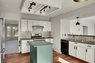 547 Fox Run Cir in Colorado Springs, CO - Building Photo - Building Photo