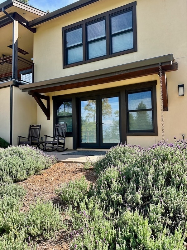 property at 10359 Buffington Ct