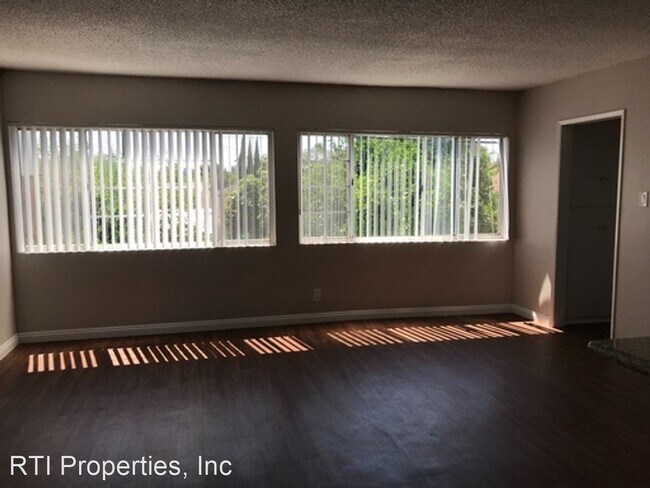 6221 Cherry Ave in Long Beach, CA - Building Photo - Building Photo