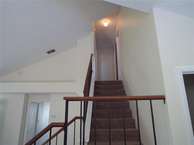 2542 Davenport Cir in Kissimmee, FL - Building Photo - Building Photo