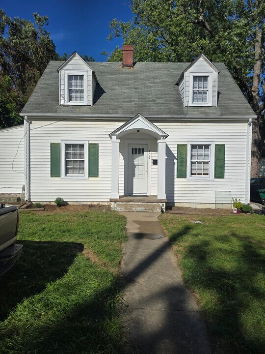 406 Progress St NE in Blacksburg, VA - Building Photo
