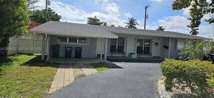 1740 NE 56th St in Fort Lauderdale, FL - Building Photo - Building Photo