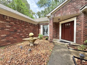 42 Village Knoll Pl in The Woodlands, TX - Building Photo - Building Photo