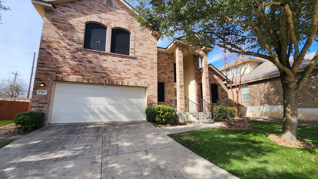 property at 5707 Sugarberry
