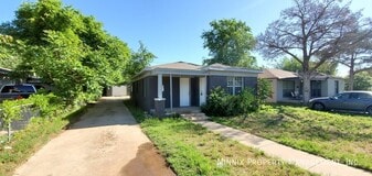 2118 22nd St in Lubbock, TX - Building Photo