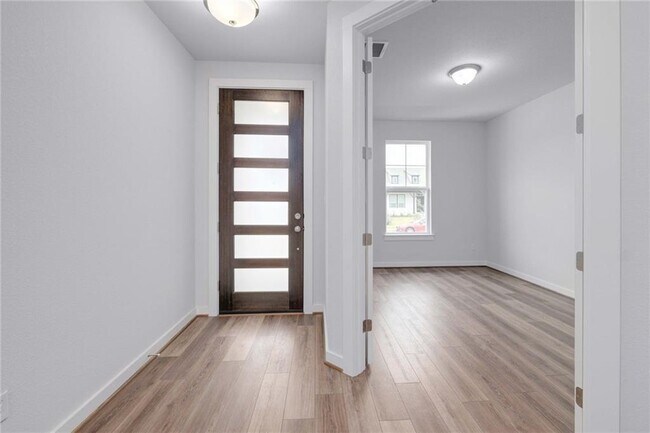 129 Patrick Herndon Dr in Bastrop, TX - Building Photo - Building Photo