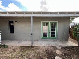 521 W 10th St in Tempe, AZ - Building Photo