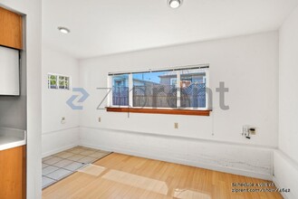 1190 Ocean Ave in Oakland, CA - Building Photo - Building Photo