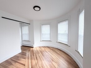 4 Pearson St in Saugus, MA - Building Photo - Building Photo
