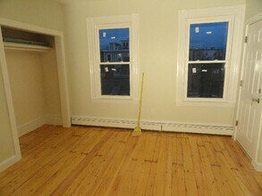 245 Norfolk St, Unit 1B in Cambridge, MA - Building Photo - Building Photo
