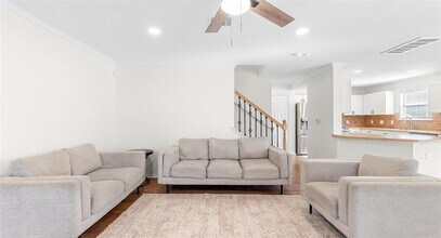 8613 Wiley Way in Austin, TX - Building Photo - Building Photo