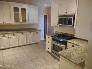 103 Hallmark Pl in Madison, MS - Foto de edificio - Building Photo