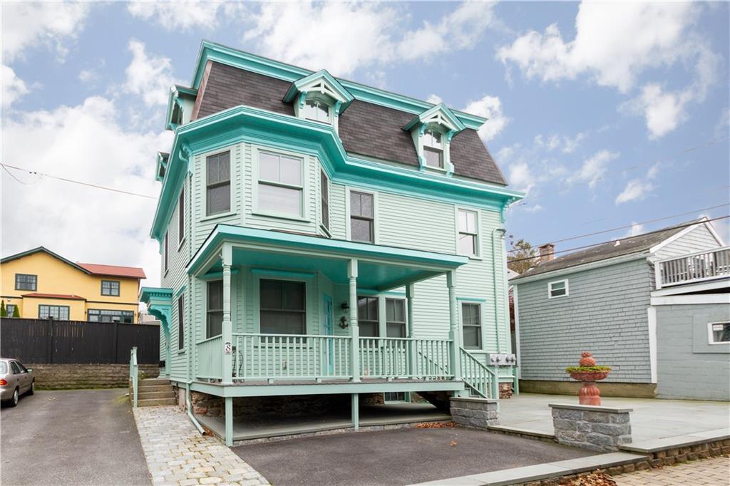 8 Green Pl in Newport, RI - Building Photo