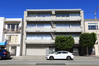 2728 Judah St in San Francisco, CA - Building Photo - Building Photo