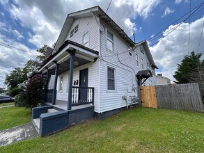 400 Jamestown Ave-Unit -400 Jamestown Ave Unit A in Portsmouth, VA - Building Photo - Building Photo