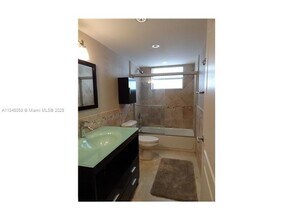 5839 SW 74th Terrace in South Miami, FL - Building Photo - Building Photo