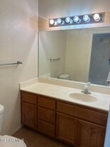 7465 Stoney Hill Dr in El Paso, TX - Building Photo