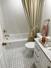 125 Pleasant St in Brookline, MA - Foto de edificio - Building Photo