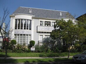 442 S Detroit St, Unit 442.25 in Los Angeles, CA - Foto de edificio - Building Photo