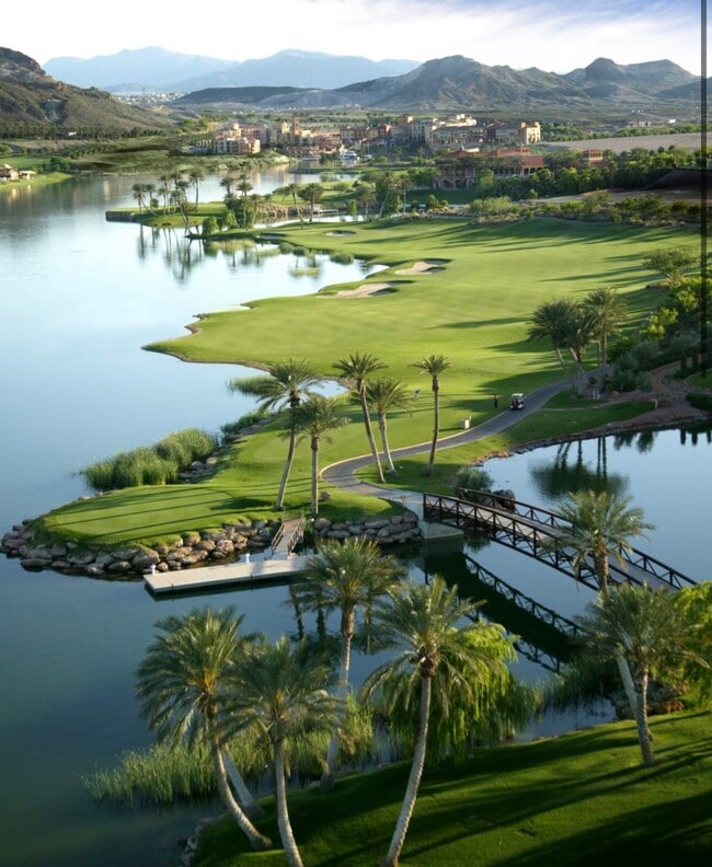 property at 6 Corte Vita